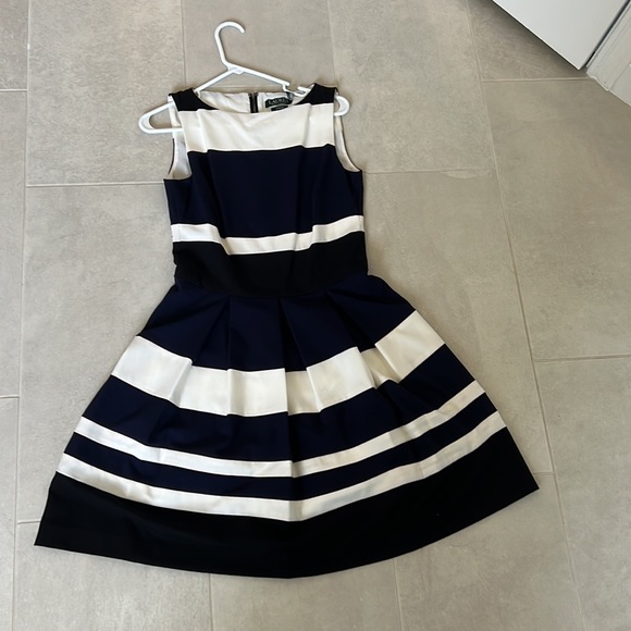 Ralph Lauren unworn dress - Picture 2 of 3